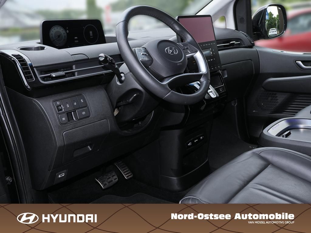 Fahrzeugabbildung Hyundai STARIA 2.2 CRDi SIGNATURE PARK-PAKET SOUND BOSE