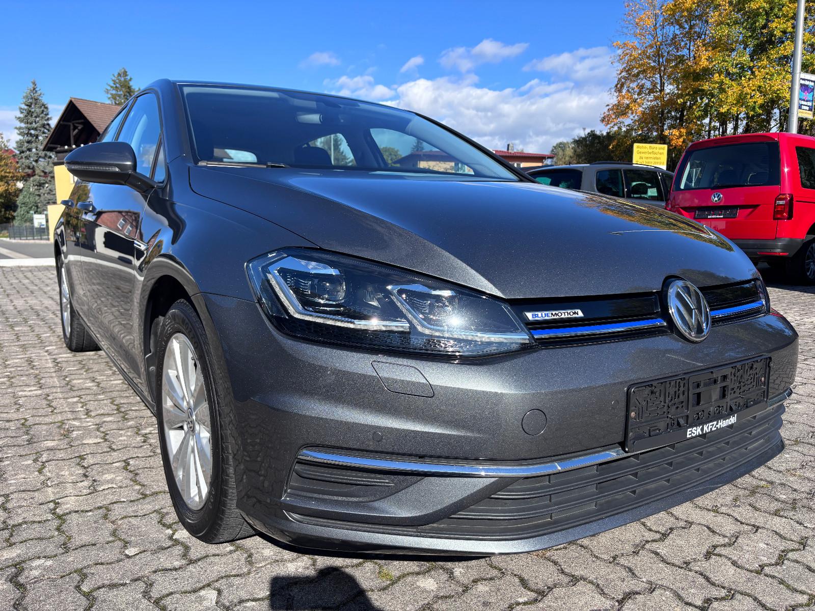 Volkswagen Golf VII 1.5 TSI DSG | ACC | LED | Navi | SHZ