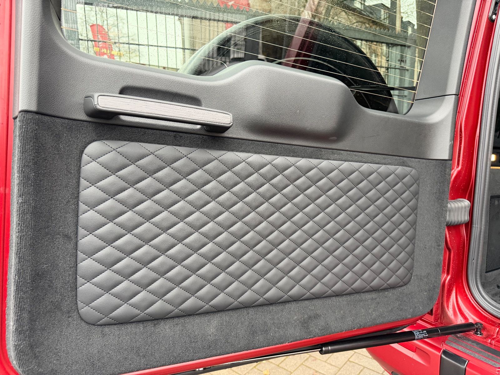 Fahrzeugabbildung Mercedes-Benz G 450d AMG Line*BURMESTER*SDACH*MEMO*