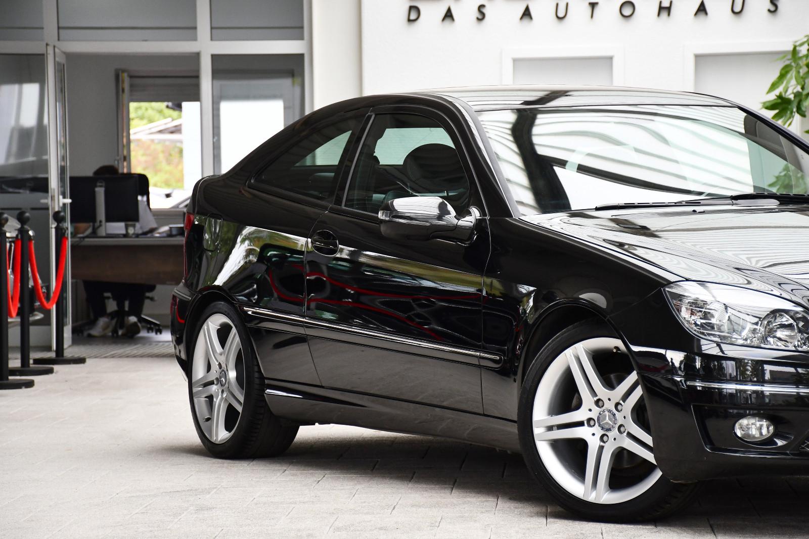 Mercedes-Benz CLC 200 CDI Sportpaket Bt Leder Tempomat 83Tkm