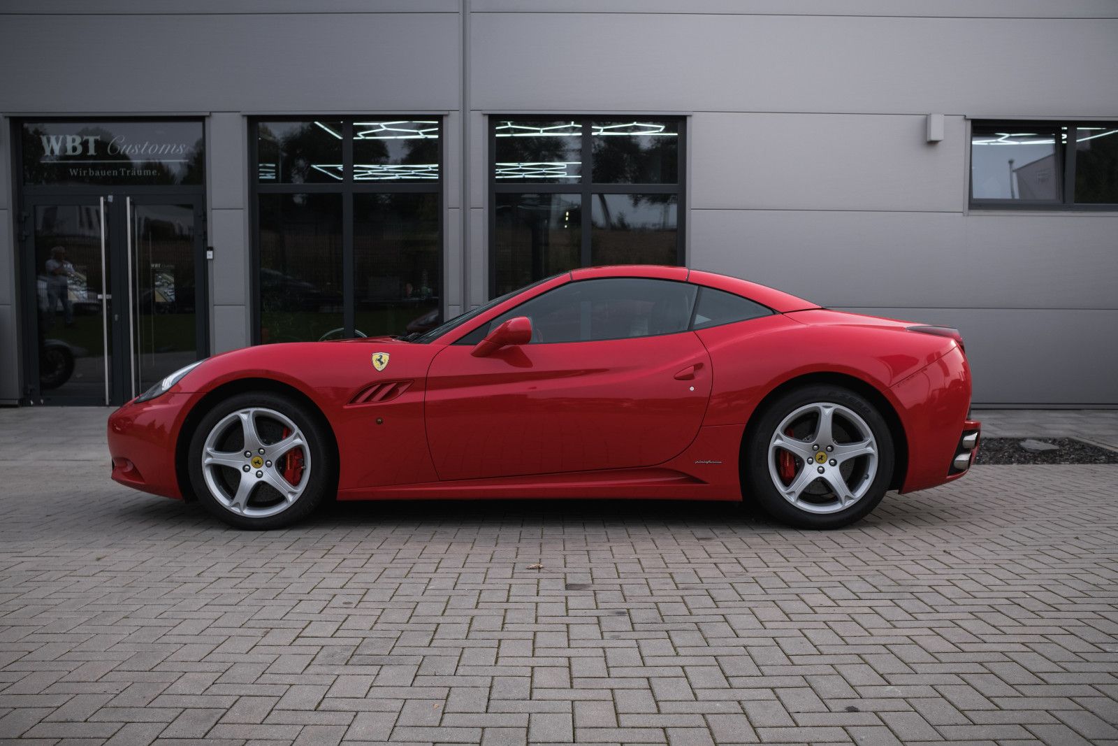 Fahrzeugabbildung Ferrari California-Scheckheft gepflegt-2.Hand