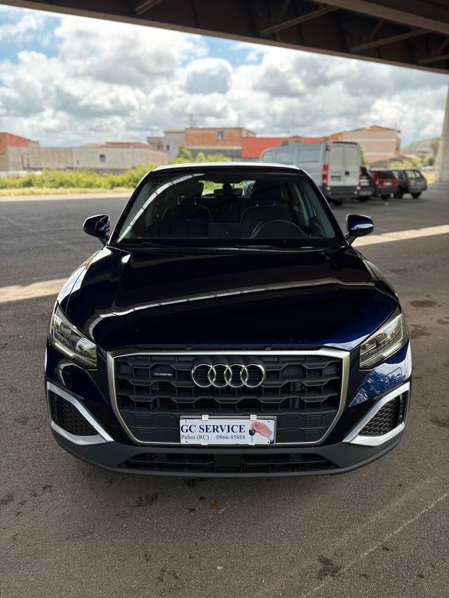 Audi Q2 35 TDI quattro S tronic Admired imagem 2