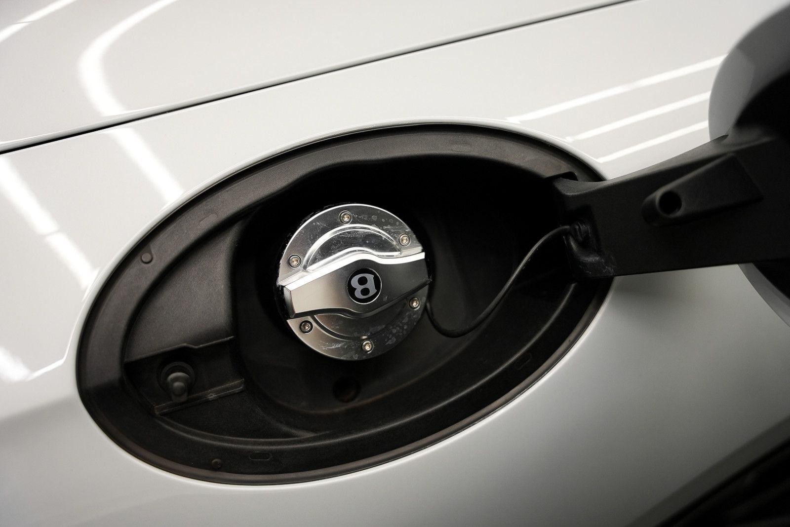 Fahrzeugabbildung Bentley Continental GTC 100years FirstEdition W12 CARBON