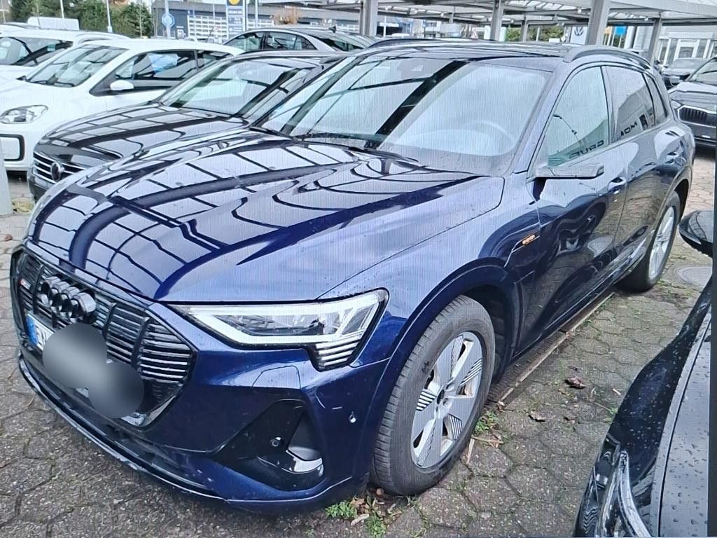 Image of Audi e-tron