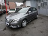 Mercedes-Benz B 180 Style PanoDach Bi-Xenon PDC SHZ Navi 8xRad - Mercedes-Benz B-Klasse in Düsseldorf