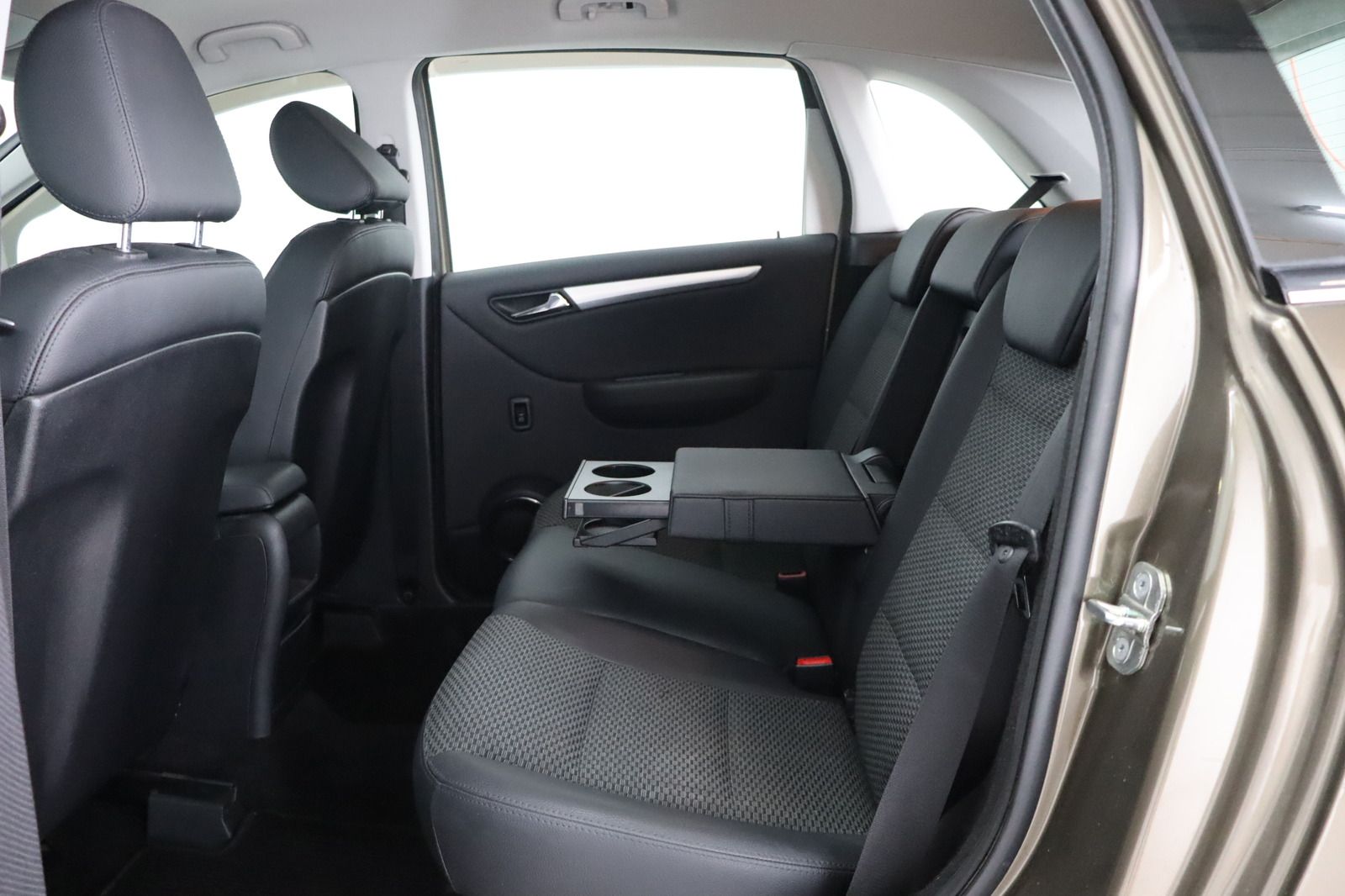 Fahrzeugabbildung Mercedes-Benz B 160 * PDC * Tempomat * Sitzhzg.