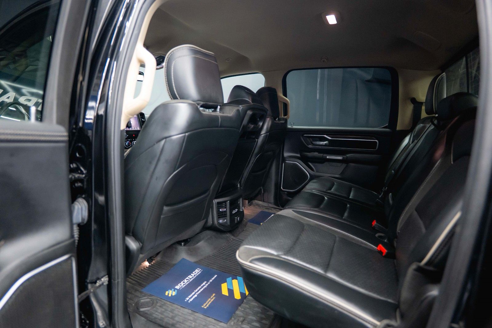 Fahrzeugabbildung Dodge RAM 5.7 V8 HEMI 4x4 LARAMIE Offroad Night LED