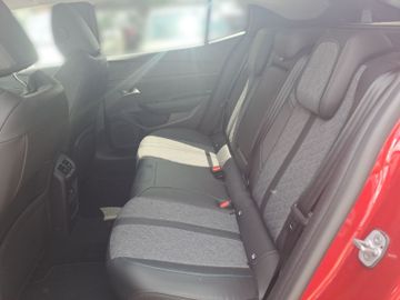 Peugeot 408 - 11