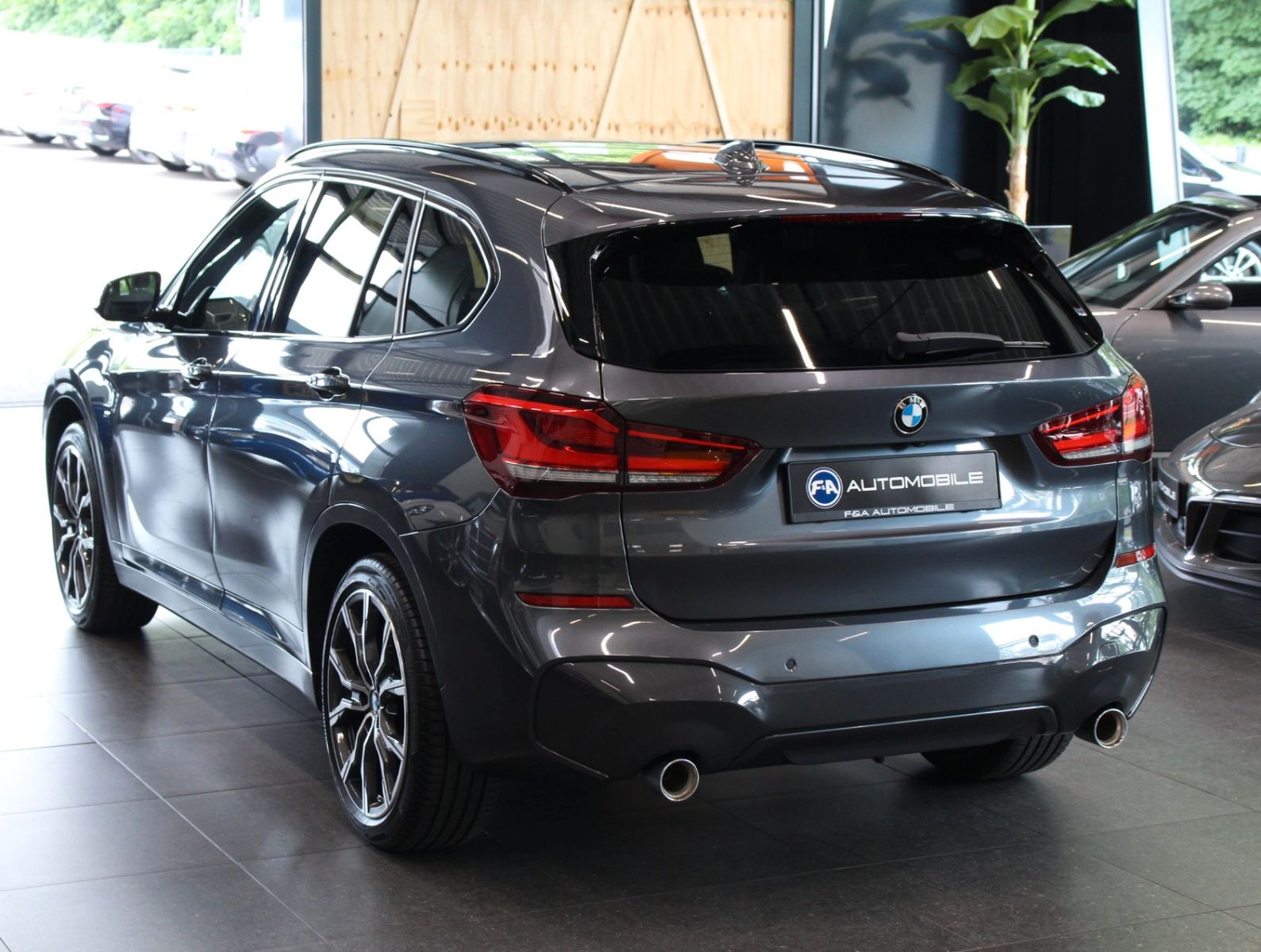 Fahrzeugabbildung BMW X1 xDrive20i M Sport *1.Hand*HUD*Kamera
