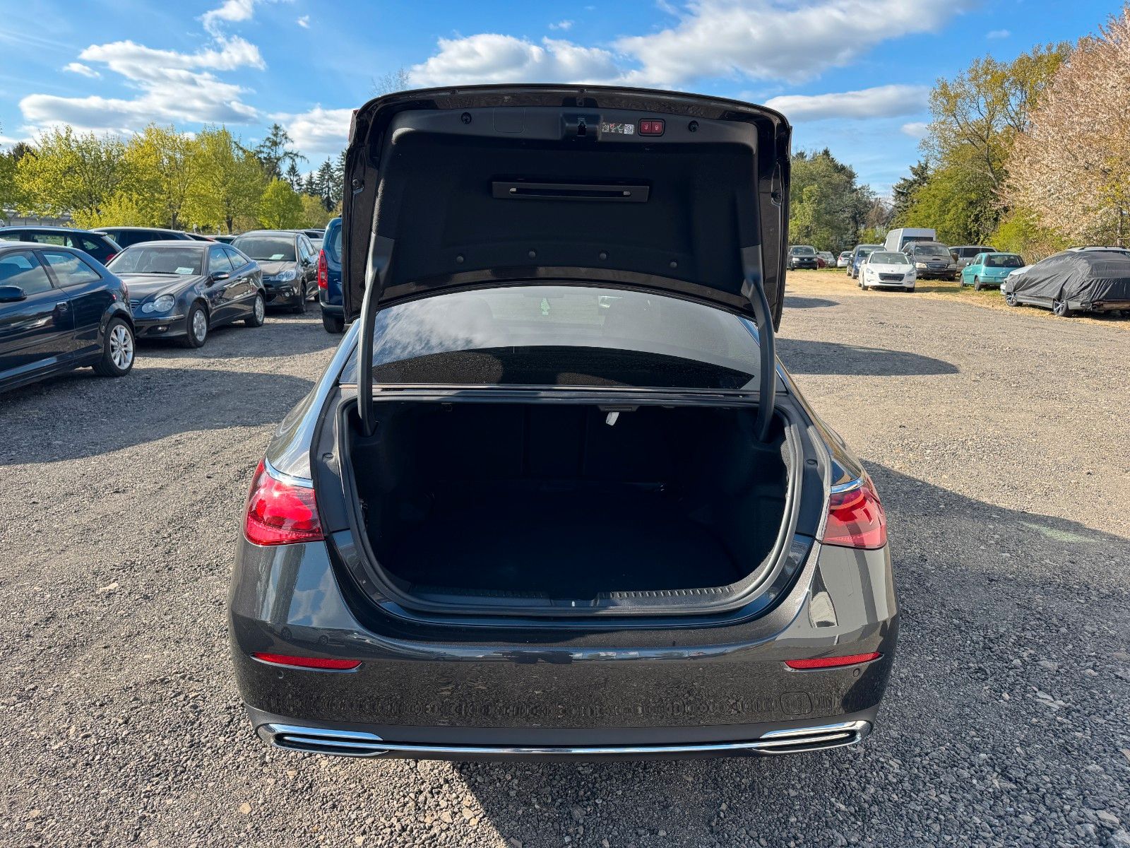 Mercedes-Benz E 220d Avantgarde Advanced Plus burmester foto 18