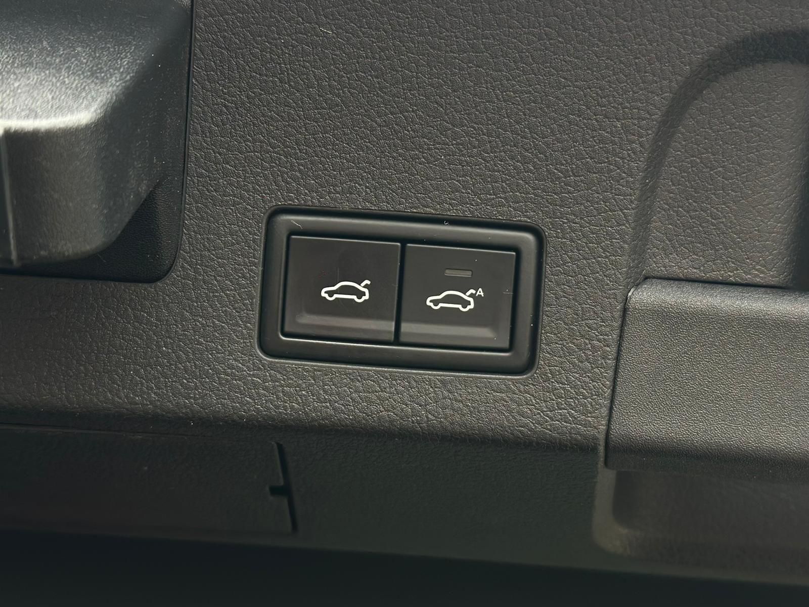 VW Arteon 2.0TSI R LINE* LED#4xSHZ#FH#SH#AHK#KEYLES - Image 27