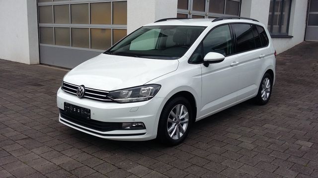 Volkswagen Touran 2.0 TDI SCR Comfortline BMT