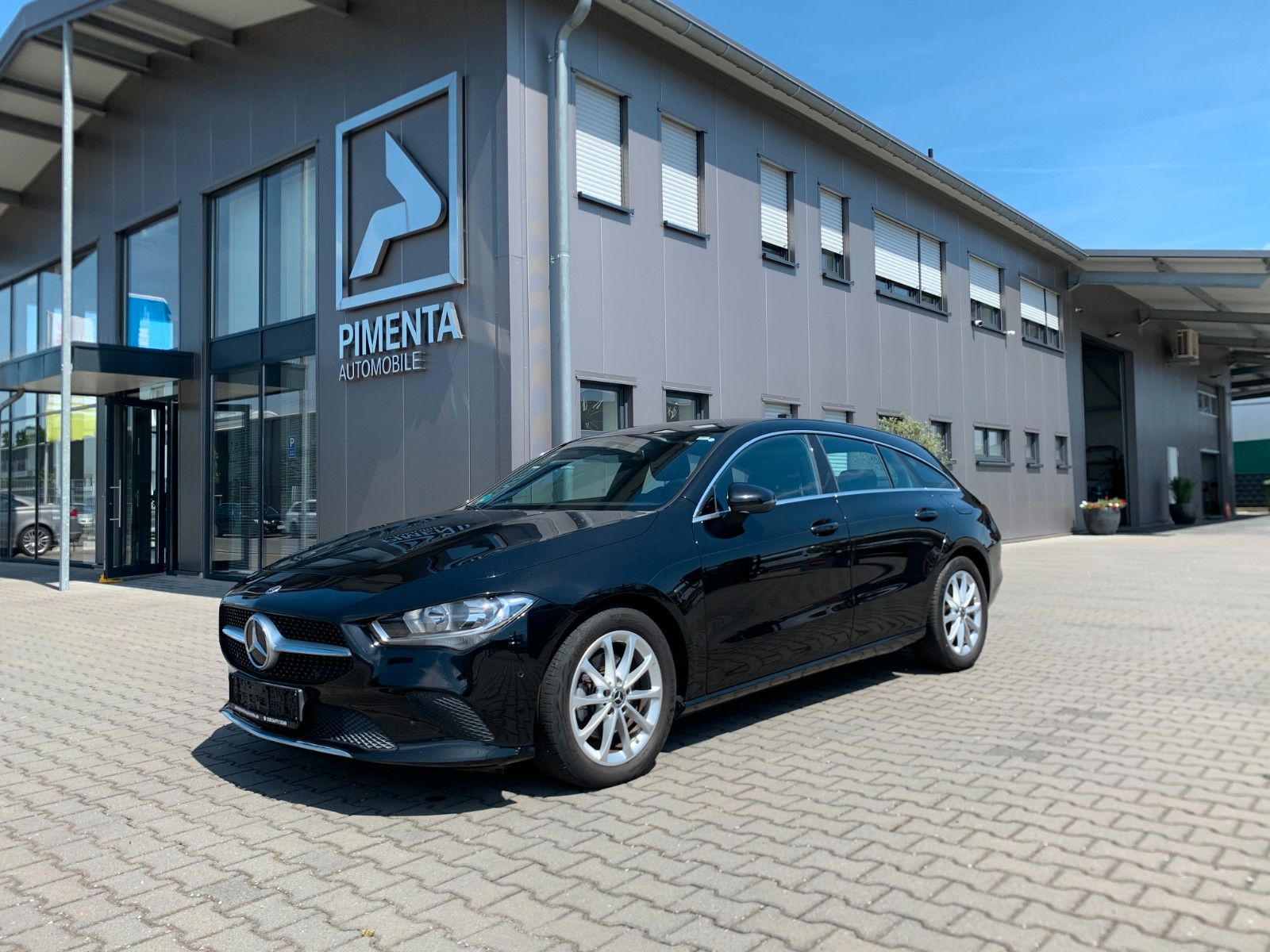 MERCEDES-BENZ CLA 200 Shooting Brake/CarPlay/AHK/Navi/Klima
