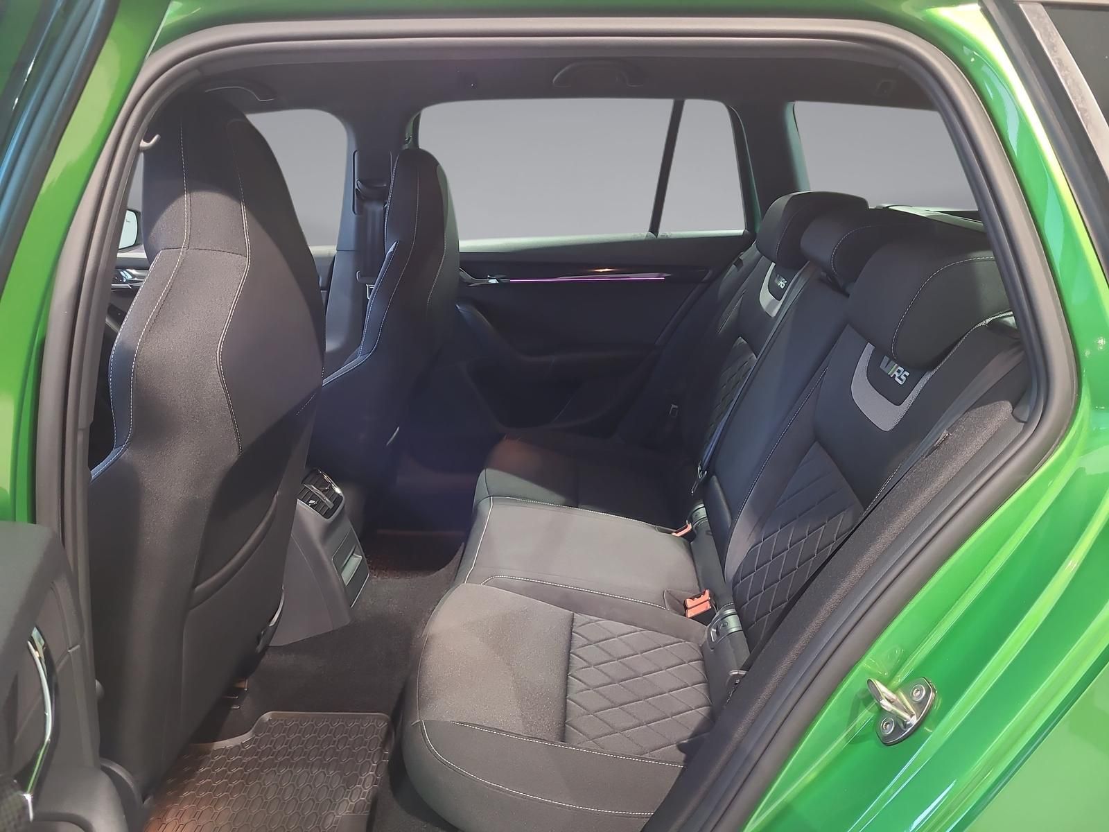 Skoda OCTAVIA COMBI RS 2.0 TSI DSG SmartLink foto 15