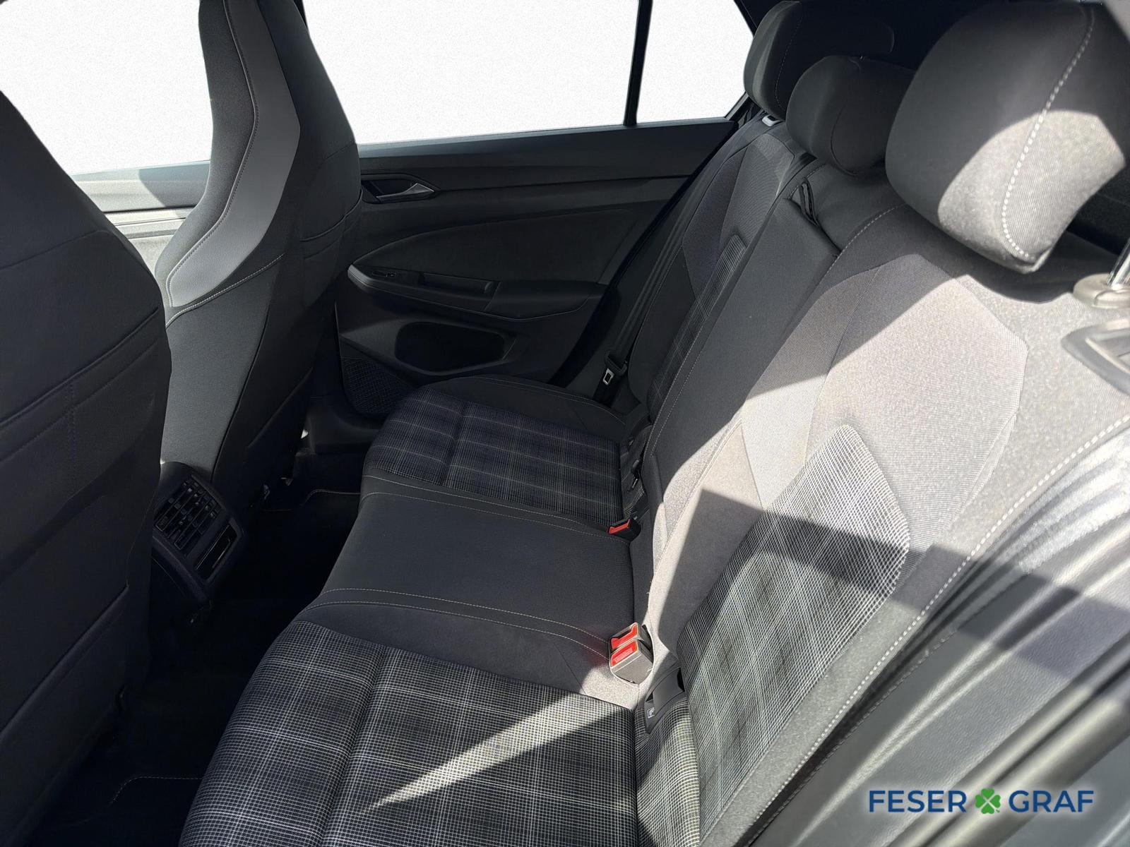 Volkswagen Golf VIII GTD 2.0 TDI DSG IQ LIGHT APP SHZ PDC, миниатюра 12