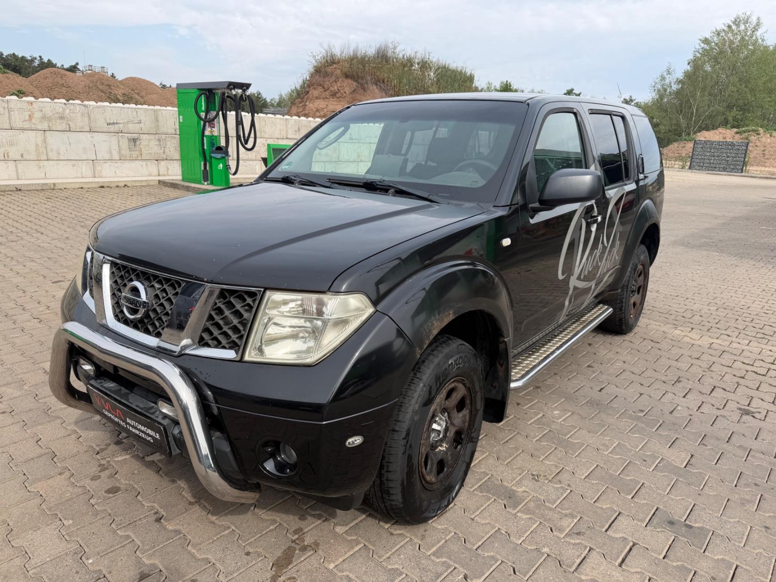 Nissan Pathfinder 2.5 dCi Comfort Kamera Klimaautomatik