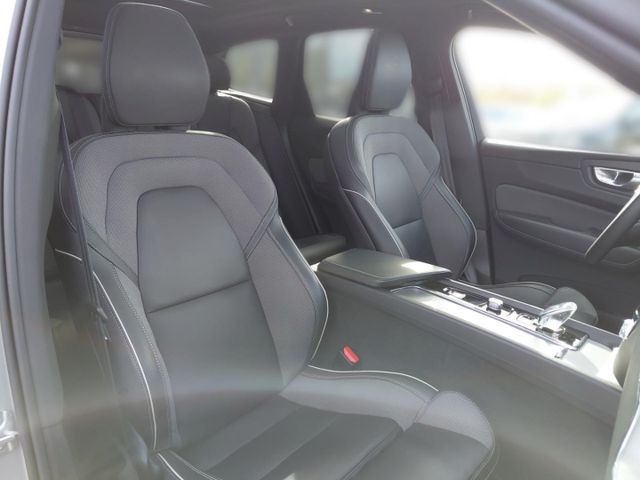 VOLVO XC 60 (Bild 28 von Array)