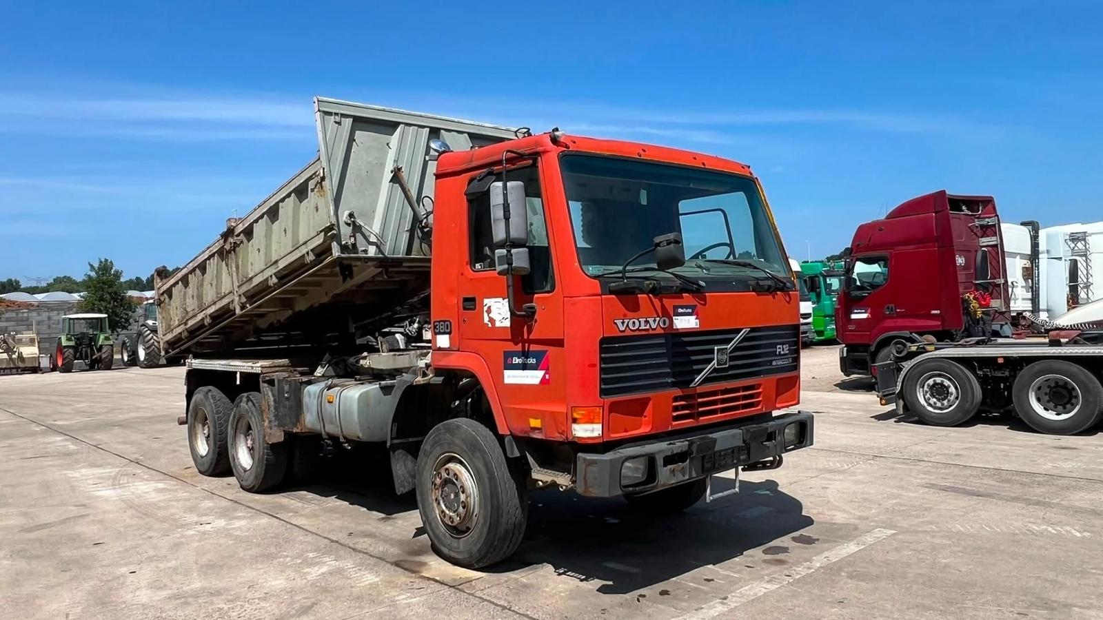 Volvo FL12-380 (6X6 / EJES GRANDES / LAMES / BIG AXLE