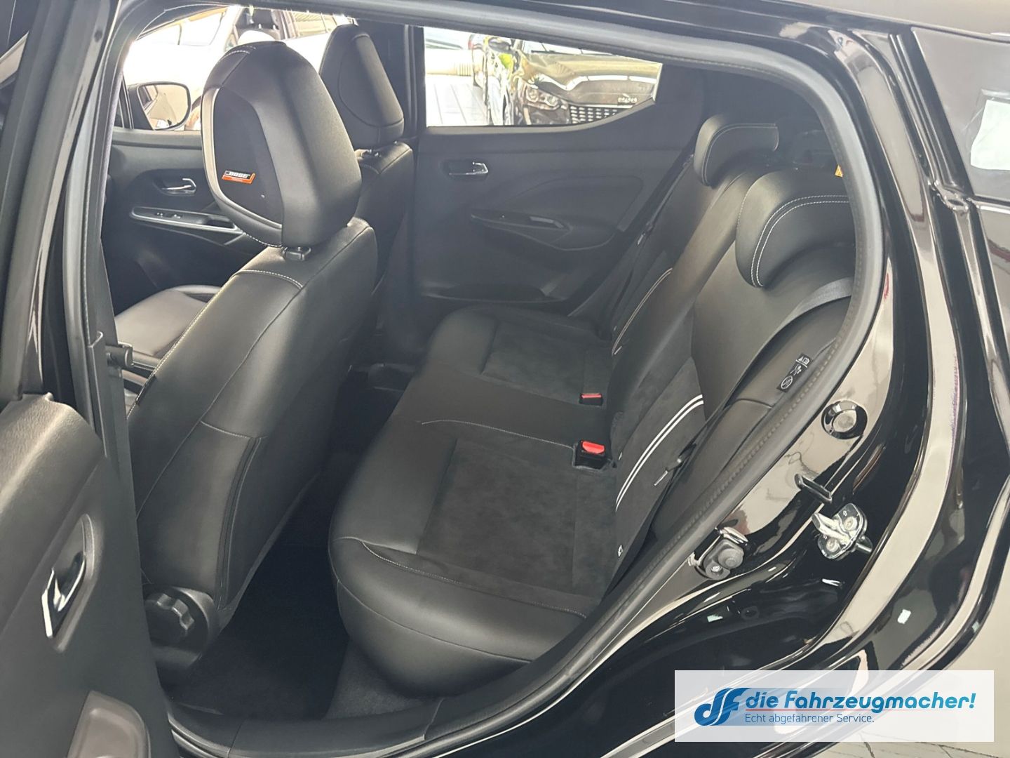 Fahrzeugabbildung Nissan Micra N-Sport Navi Soundsystem Bose LED Klimaaut