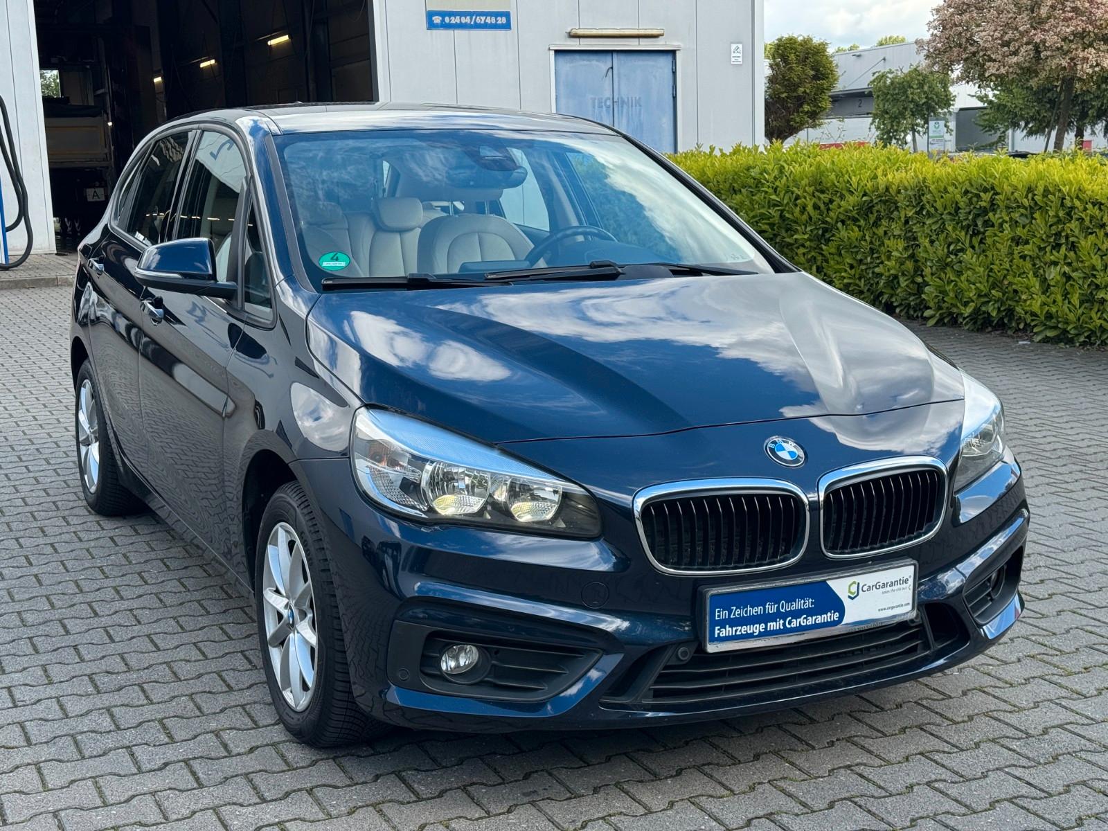 BMW 220 Active Tourer xDrive*GARANTIE*LEDER*KAMERA