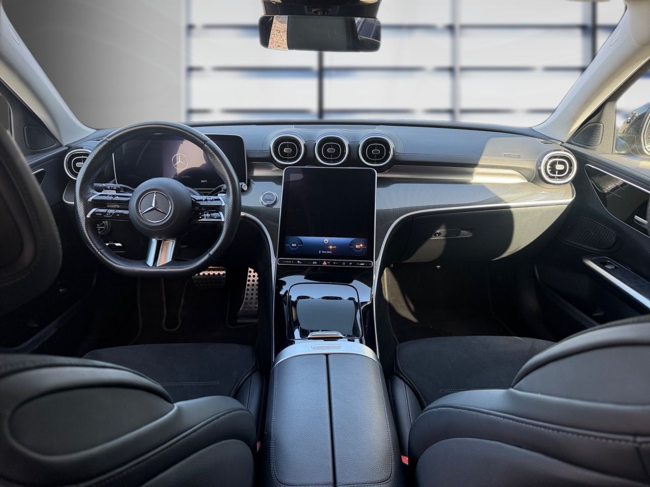 Fahrzeugabbildung Mercedes-Benz C 300 d T AMG+NIGHT+LED+CARPL+TOTWINK+KAMERA+