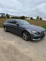 Mercedes-Benz E 300 T Autom. - Klima, Sitzheizung, TÜV, Kamera - gebrauchte Mercedes-Benz E 300 aus dem Jahr 2020