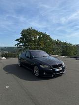 BMW E90 318d Facelift - BMW 3er Reihe aus 2010: Facelift