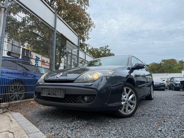 Renault Laguna 2010 — photo 26