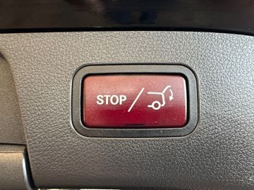 MYAUTOCENTER – Gebraucht- und Jahreswagen mit Werkstattservice in Pfaffenhofen Mercedes-Benz GLA 220 CDI d 4Matic *LED*Kamera*