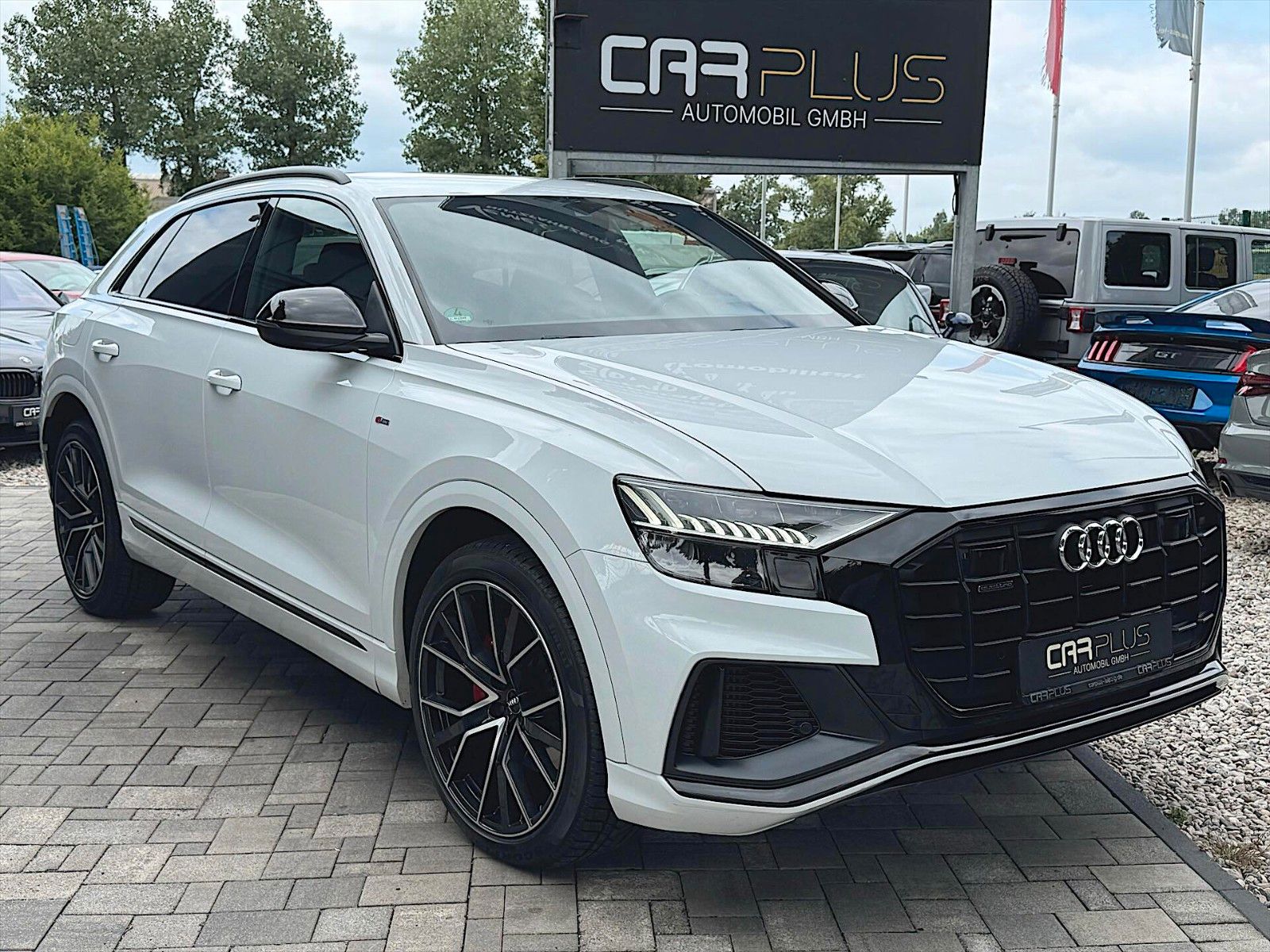 Fahrzeugabbildung Audi Q8 55 TFSI quattro S-Line Plus *ACC*Head Up*22'