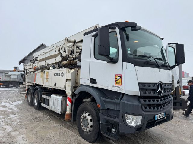 Mercedes-Benz AROCS 2643 6X4 CIFA POMP 36 m 4 ARMS