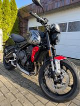 Triumph Trident 660 6/23, 1102 km, viel Zubehör Garantie - TRIUMPH TR2