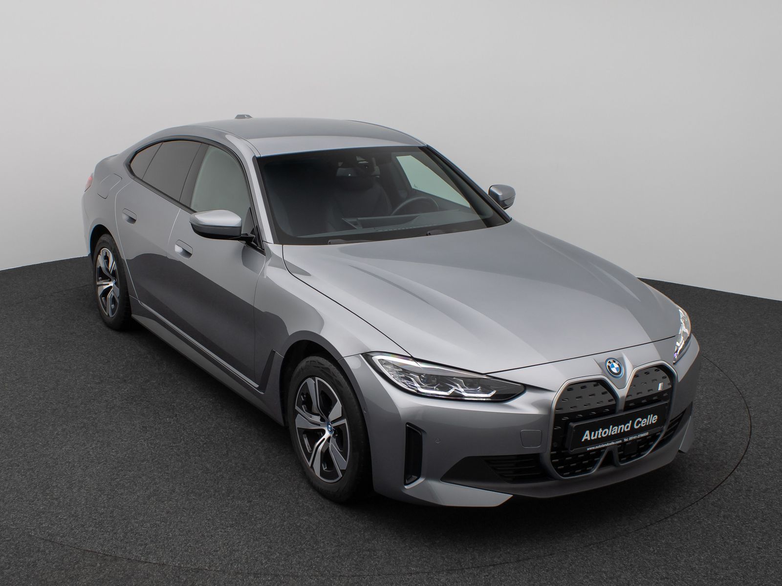 Fahrzeugabbildung BMW i4 eD40 Gran Coupé Kamera DAB H/K PDC Sport