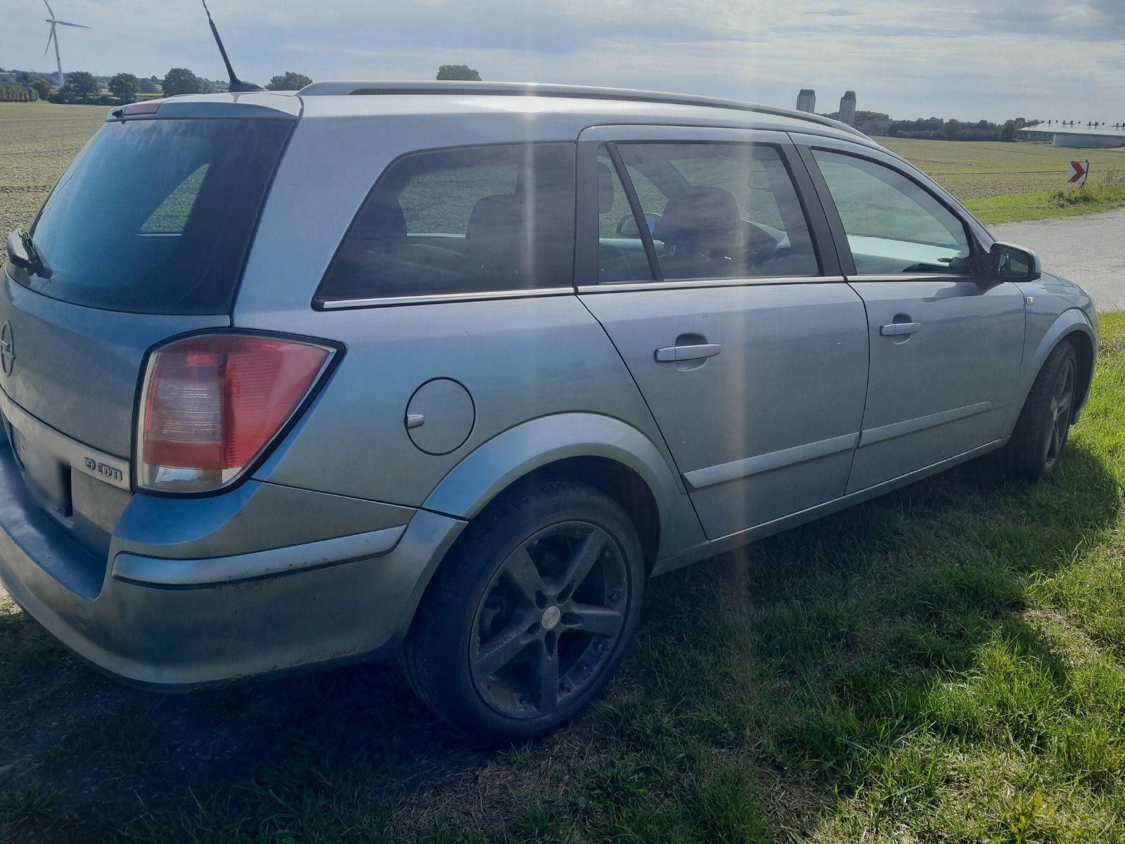 Opel Astra 2005 — engine 120 HP (88kW)