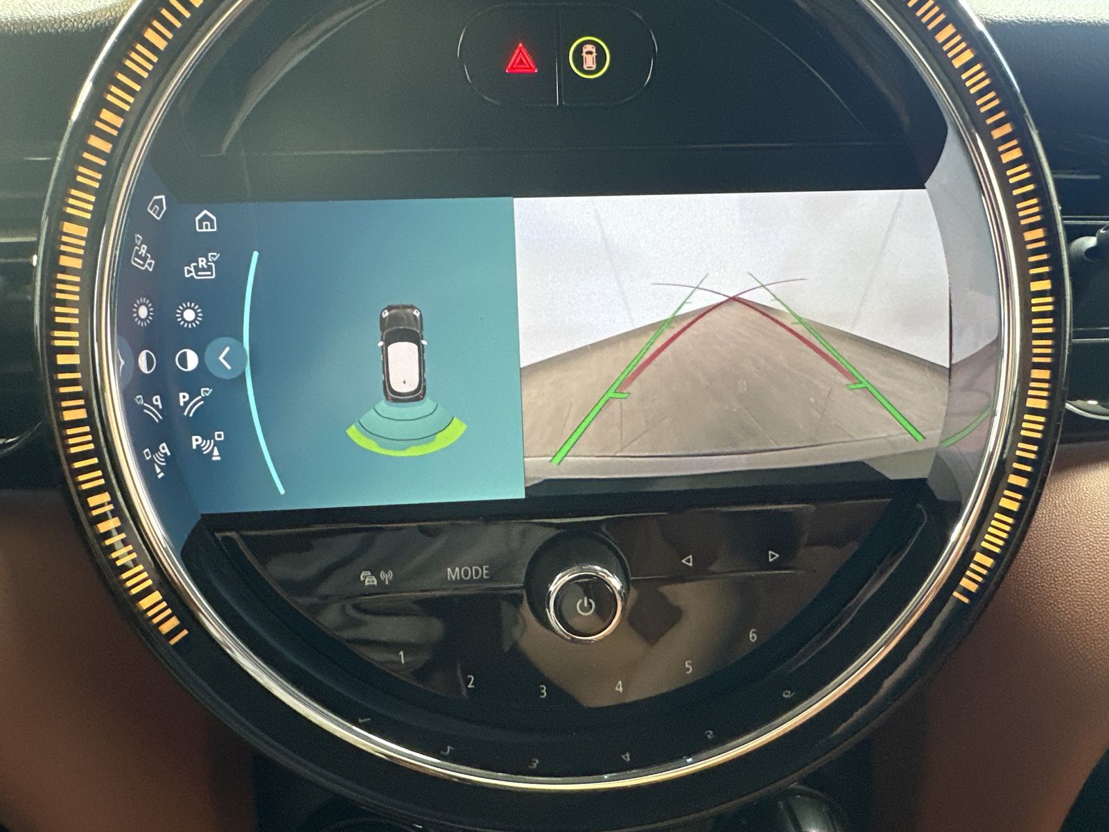 Fahrzeugabbildung MINI Cooper S 5-Türer Classic-Trim NAV+LED+KAMERA+DA