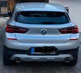 BMW X2 sDrive18d Advantage Advantage - silberne BMW X2