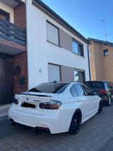 BMW 335d xDrive M-Packet ab Werk! - BMW 335 mit Diesel-Antrieb: Limousine, Automatik