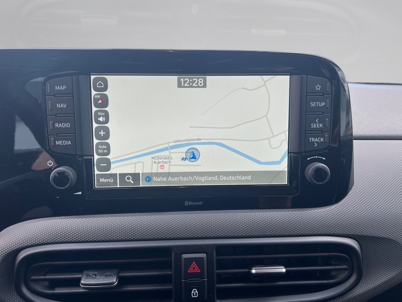 Fahrzeugabbildung Hyundai i10 Select *KAMERA*NAVI*RADIO*KLIMA*PDC*CARPLAY*