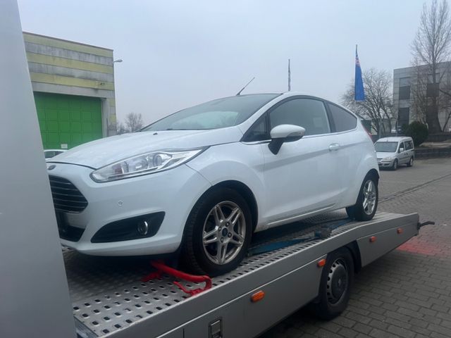 Ford Fiesta Titanium*1,0*EU6*PDC*Sitzhzg*Motorschaden