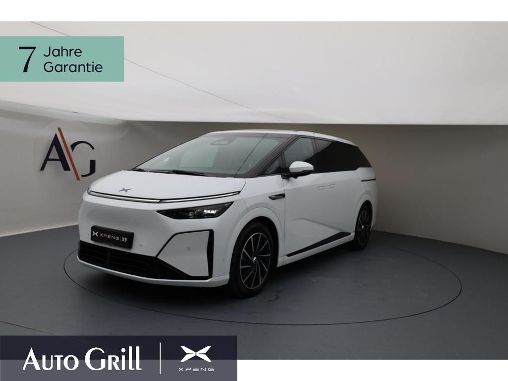 XPENG X9 FWD Long Range FondTV Massage Pano CarPlay