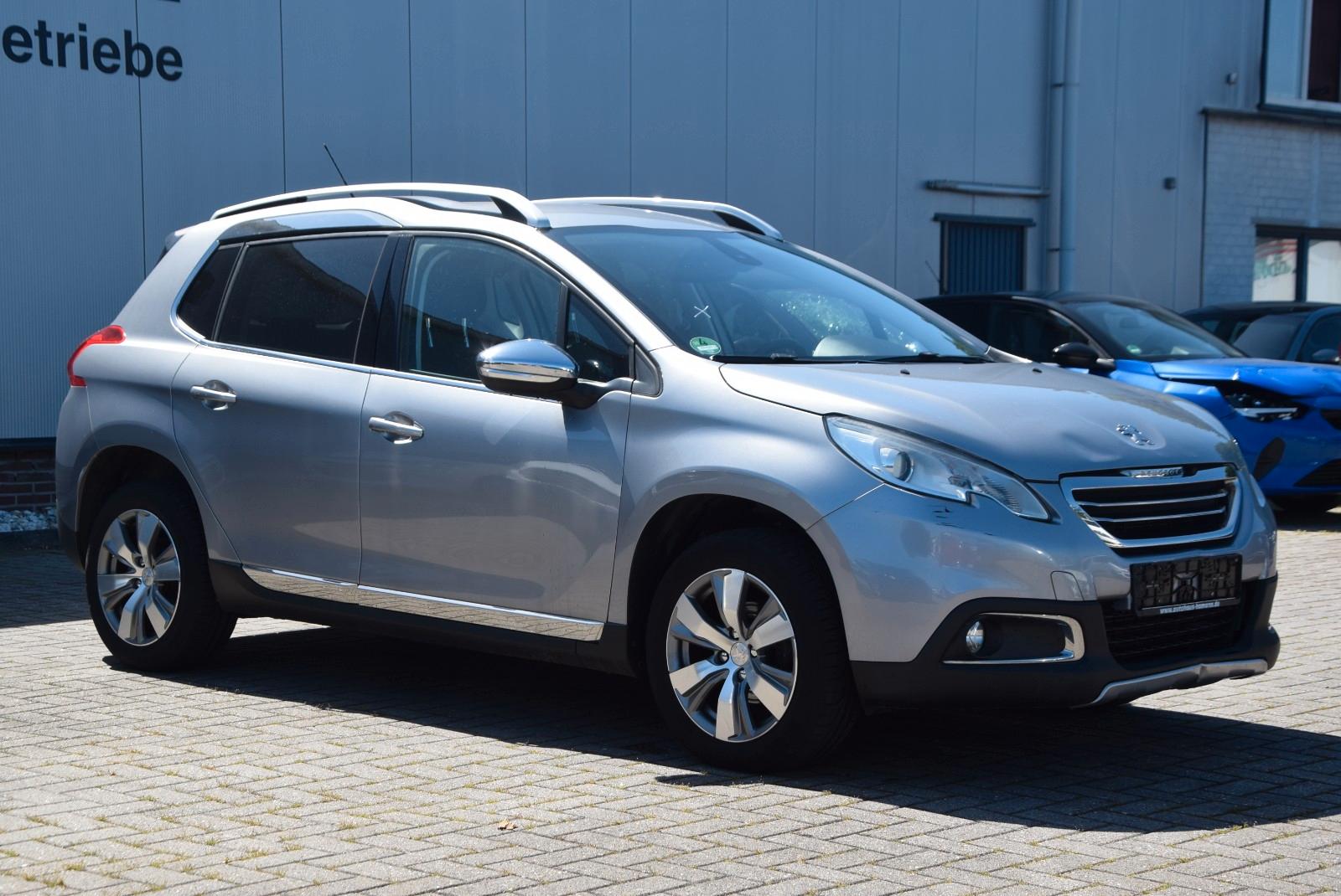Peugeot 2008 Allure, Navi, Tempomat