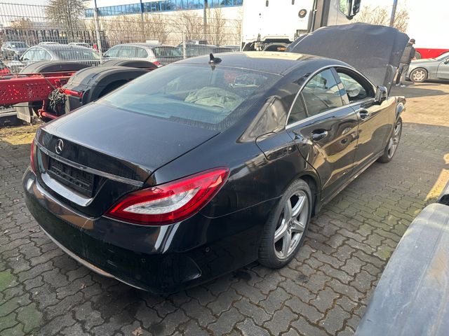 Mercedes-Benz CLS 220 Motor & Getriebe GUT!!