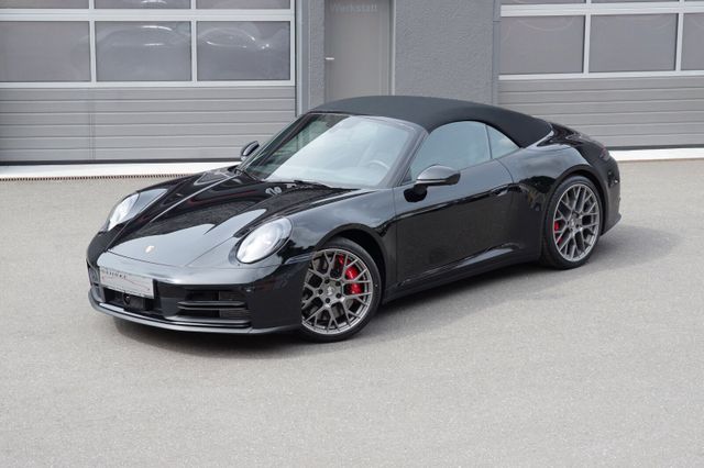 Porsche 992.2 4S*ACC,BOSE,Chrono,Sitzlüftung,14Wege,360°