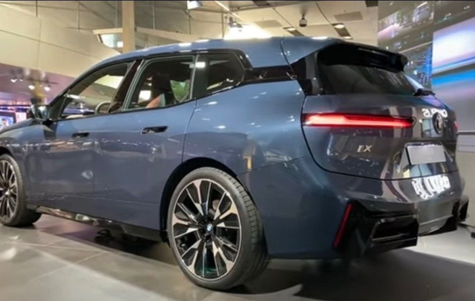 Other Bmw IX xDrive 60 Msport Pro imagem 3