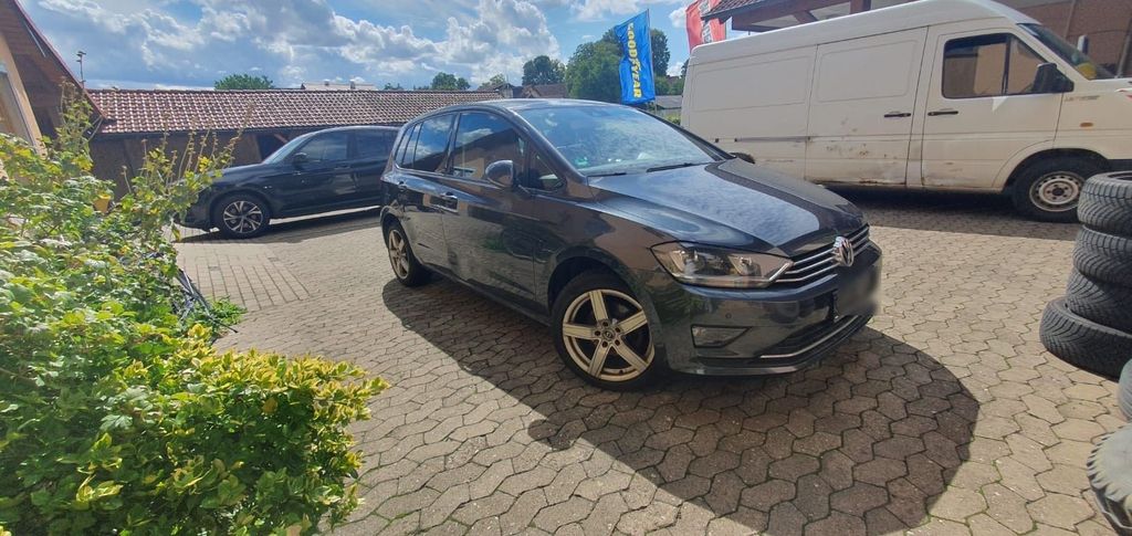 Image of Volkswagen Golf