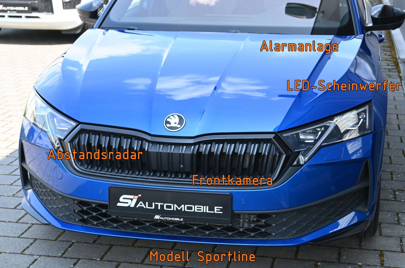 Fahrzeugabbildung SKODA Octavia 2.0 TDI DSG Sportline Combi °ACC°AHK°HUD