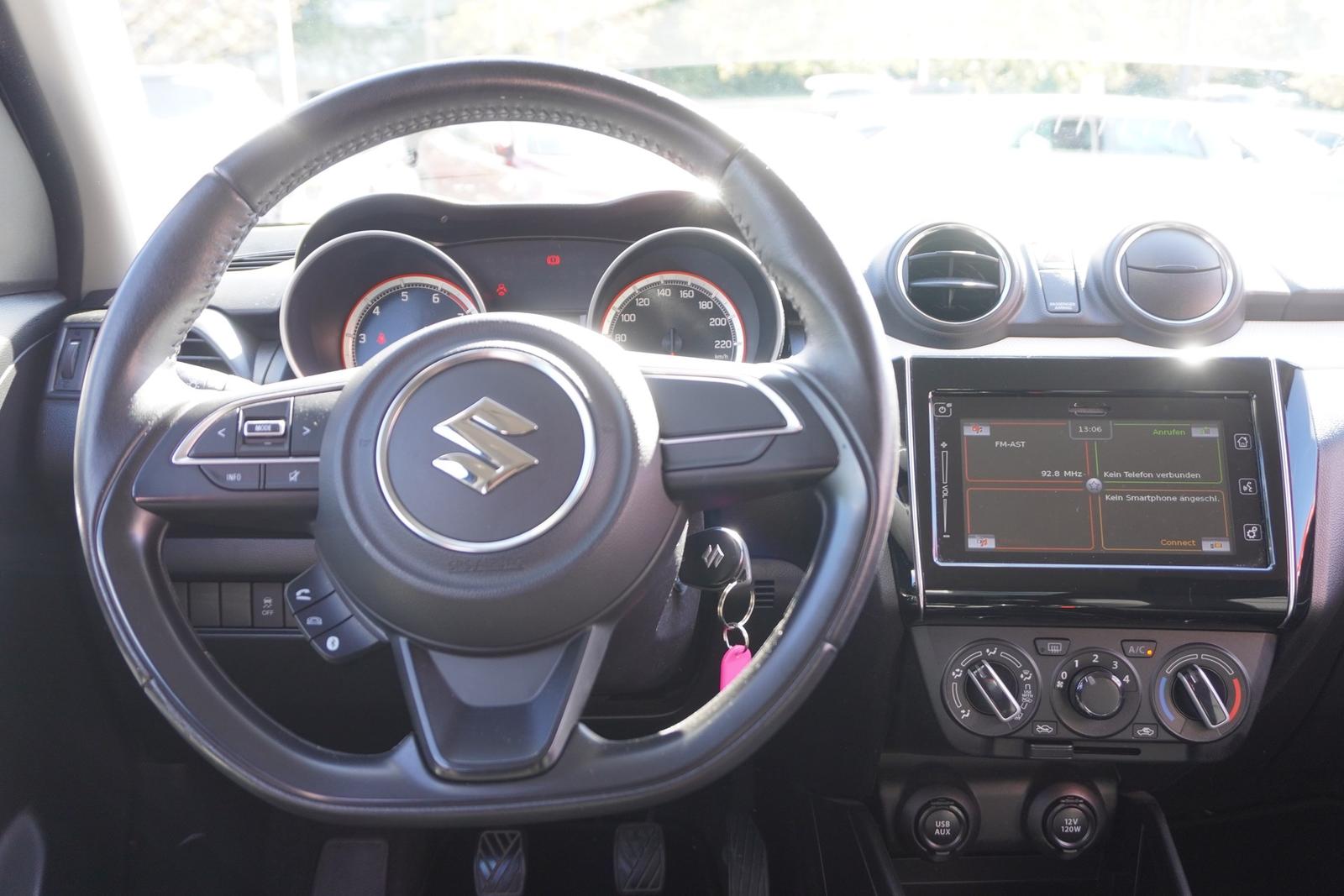 Suzuki Swift 1.2 4x4 Comfort Tagfahrlicht Kamera USB