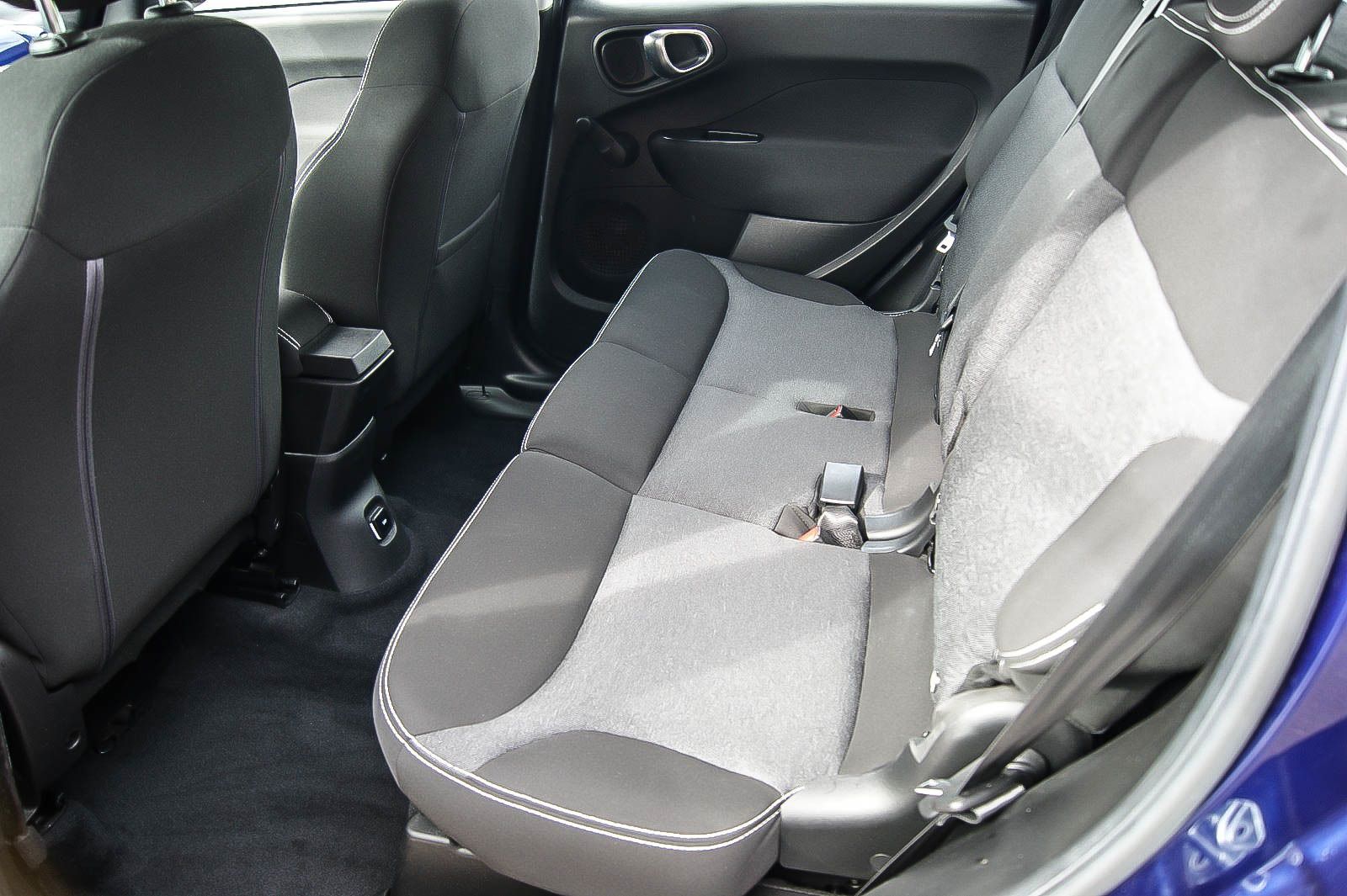 Fahrzeugabbildung Fiat 500 L 1.4T-Jet URBAN Pop-Star NAVI PDC 1.HAND