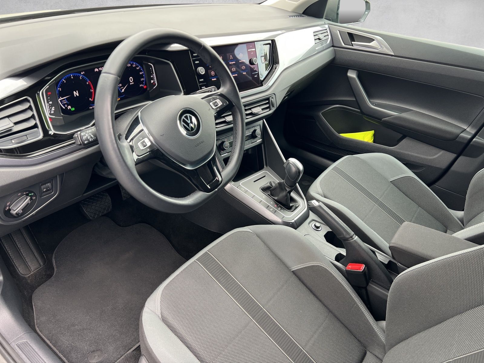 Polo Highline 1.0 TSI DSG Navi*Kamera*Klima