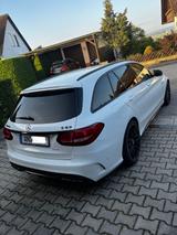 Mercedes-Benz AMG C63 T-Modell  V8 | Performance-Abgasanlage - Mercedes-Benz C 63 AMG: Performance